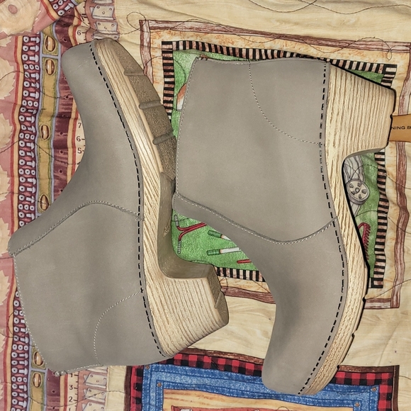 Dansko Maria Nubuck Clog Bootie - Picture 1 of 5